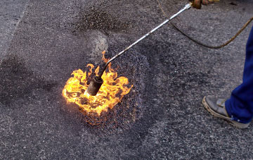 Standlake flat roofing repairs